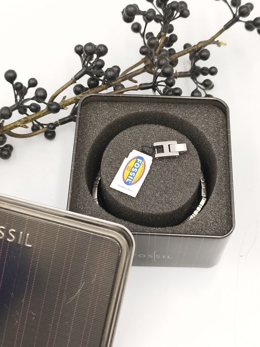 FOSSIL Оригинална мъжка гривна от неръждаема стомана
Оригинална мъжка