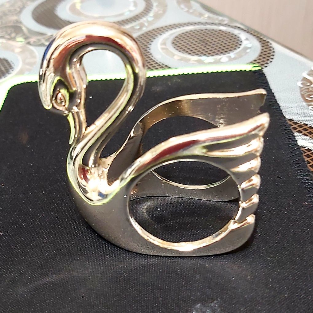 Декоративные  кольца для салфеток