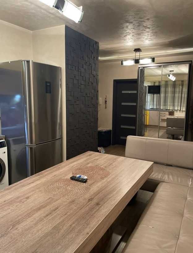 Продава се Четиристаен апартамент в София, Връбница 1 - 85 кв.м за 2118 €/кв.м - Снимка #1