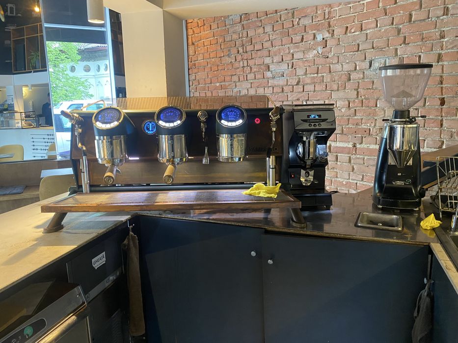 Espressor San Remo Cafe Racer 3 grupuri