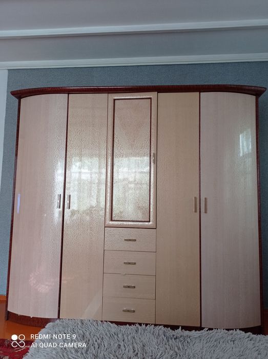 Шифонер для спальни