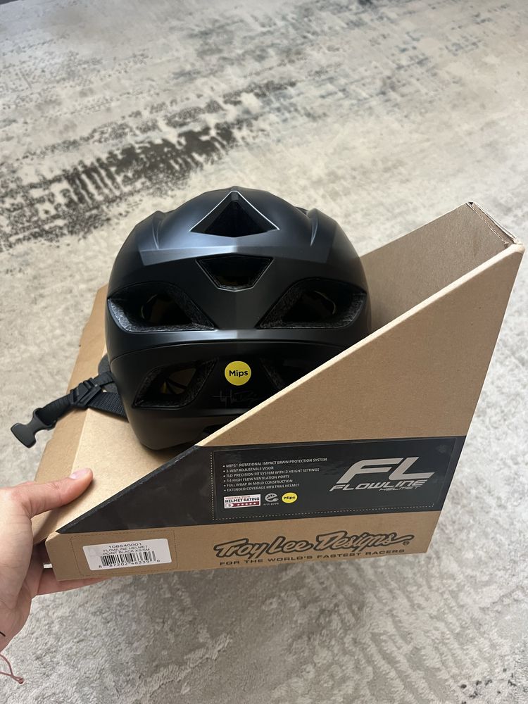 Каска за колоездене Troy Lee Designs MIPS Xs/S 53-56см НОВА