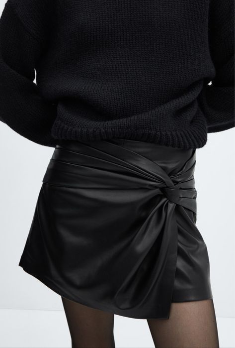 Дамска пола-панталон Mango