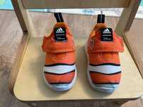 Vând Adidas bebe, mărime 19