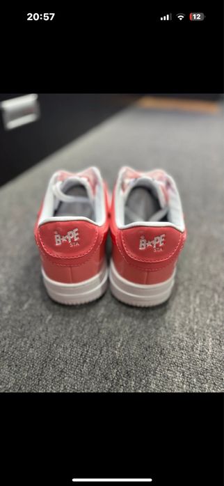 Bapesta 38.5 38.5 daca ai 38/39 sunt perfecte