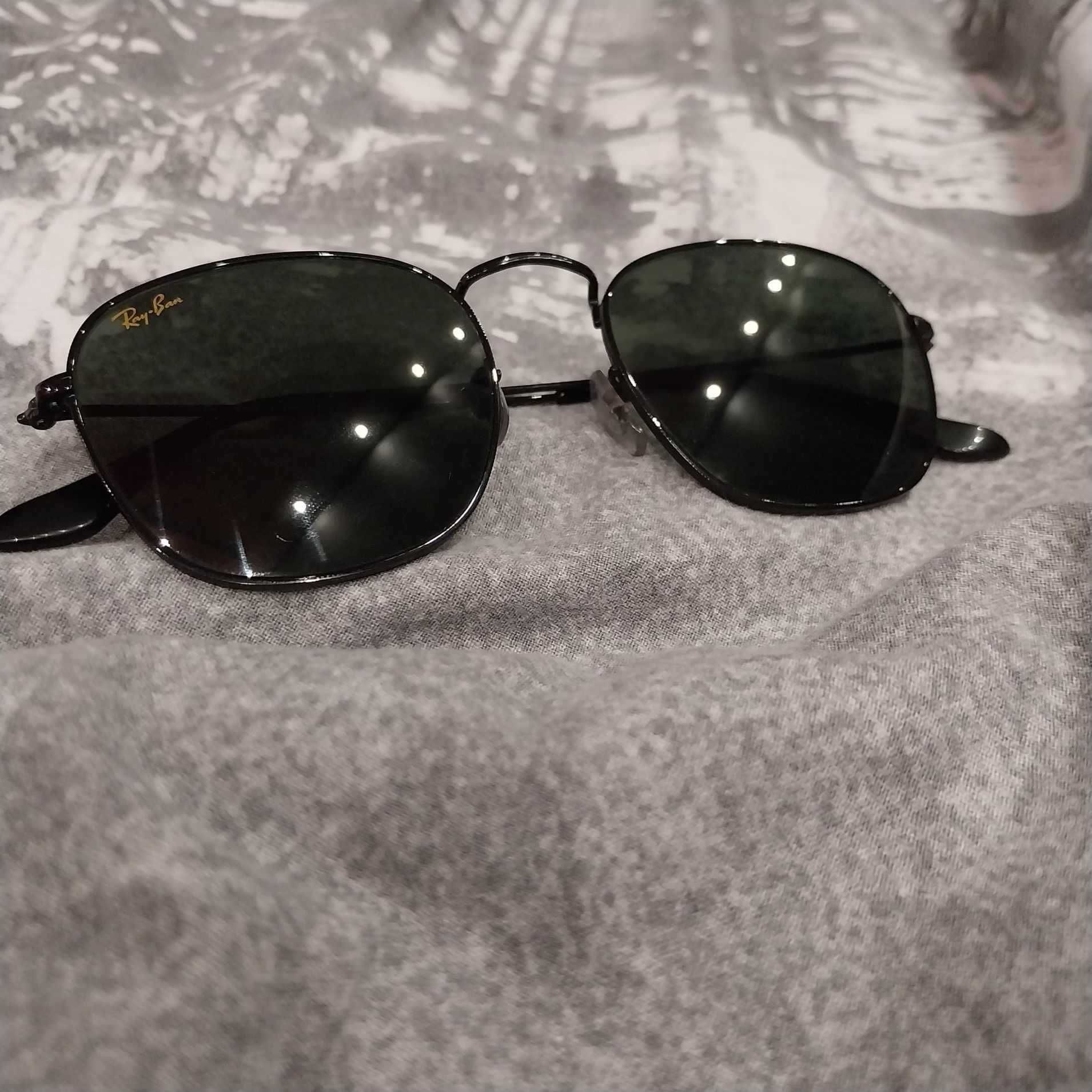 Очила Ray-Ban FRANK RB3857