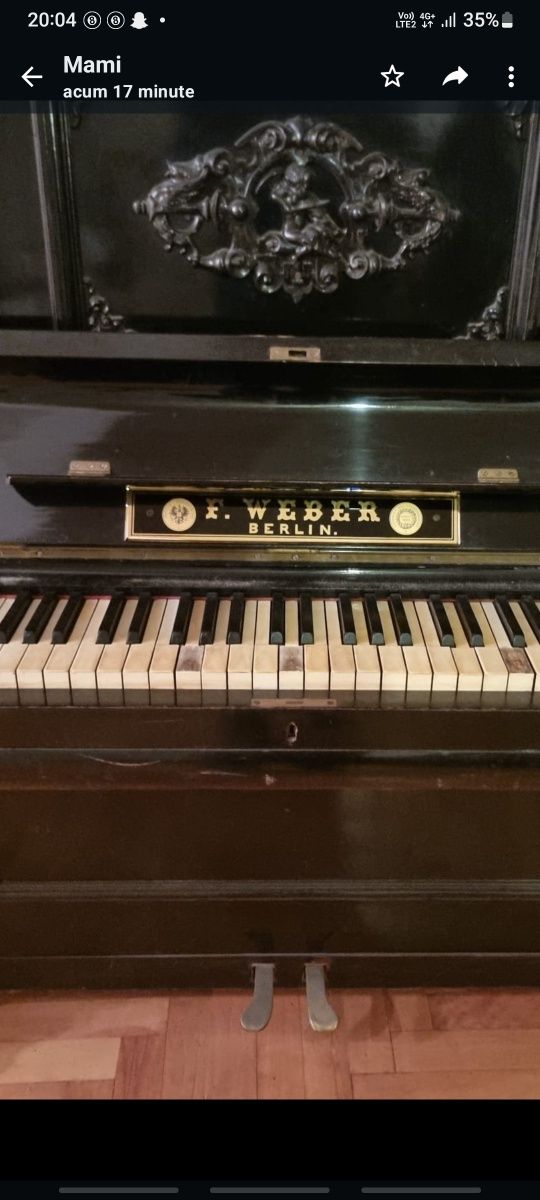 Vând pianina 1860