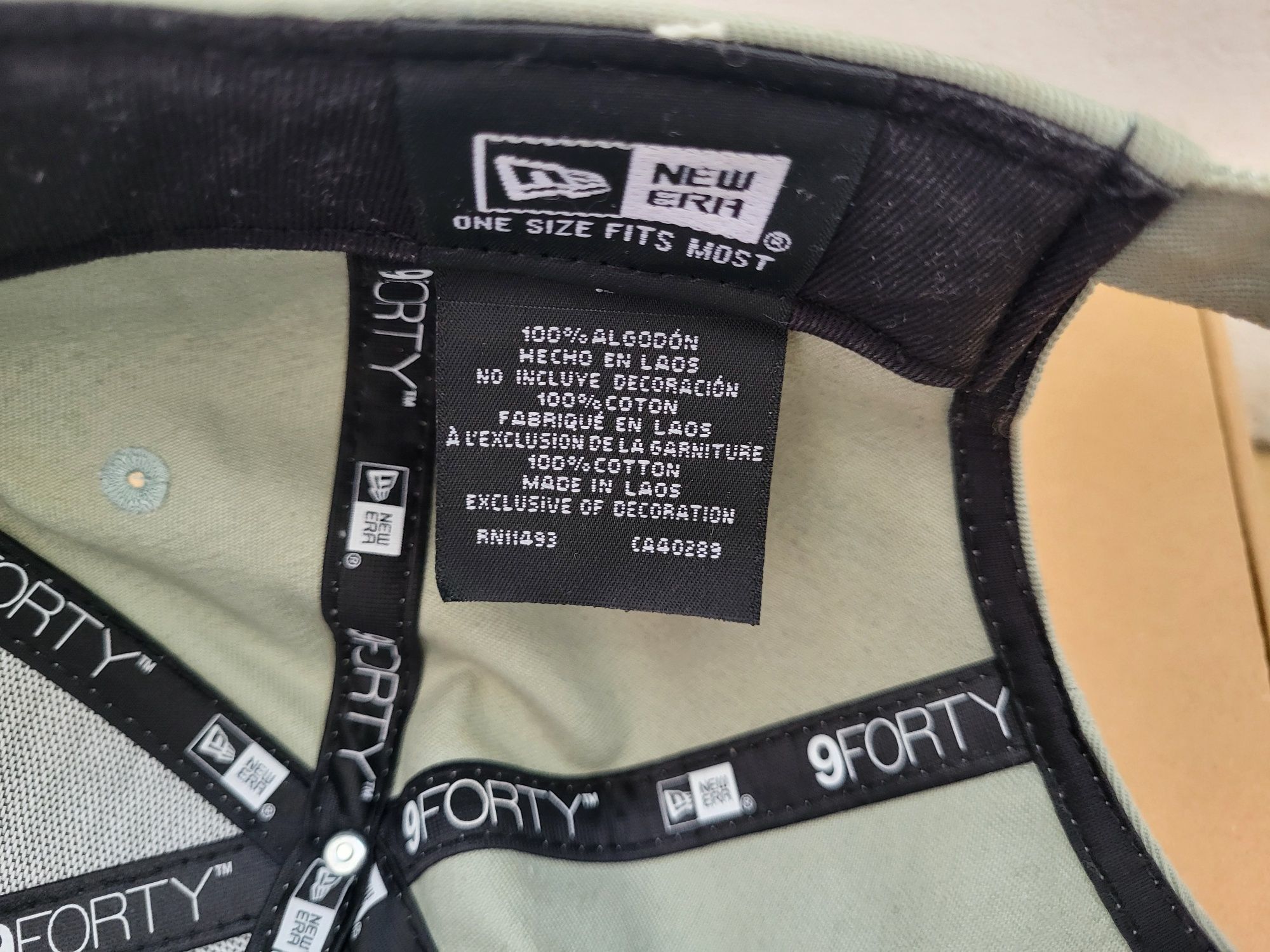 Мъжка шапка с козирка New Era NY 9FORTY