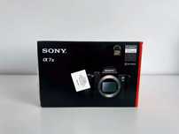 Sony a7III / Sony a73