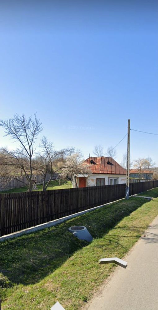 Vând teren în comuna Vulpeni