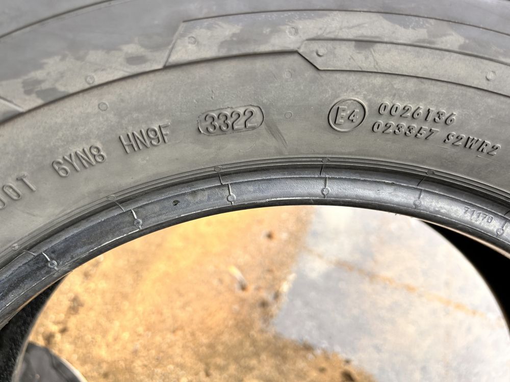 215/75R/16C Continental