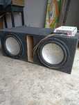 Vând subwoofer cu amplificator auto