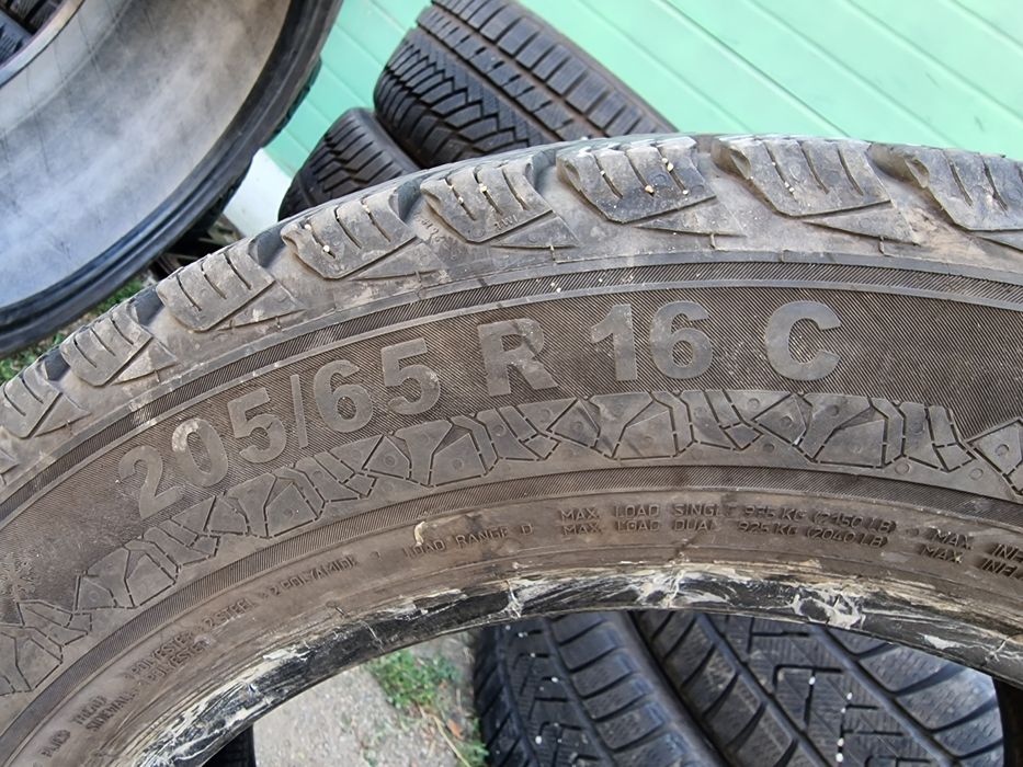 Anvelopă 205/65R16 marca Semperit, M +S, DOT 2021