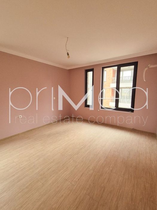 Продава се Тристаен апартамент в Бургас, Славейков - 115 кв.м за 1553 €/кв.м - Снимка #2