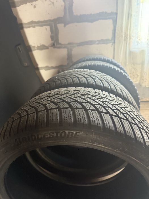 4 x Anvelope Iarna Bridgestone Blizzark 225/40/18 Dot 2021