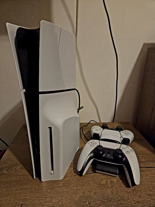 Consolă Play Station 5