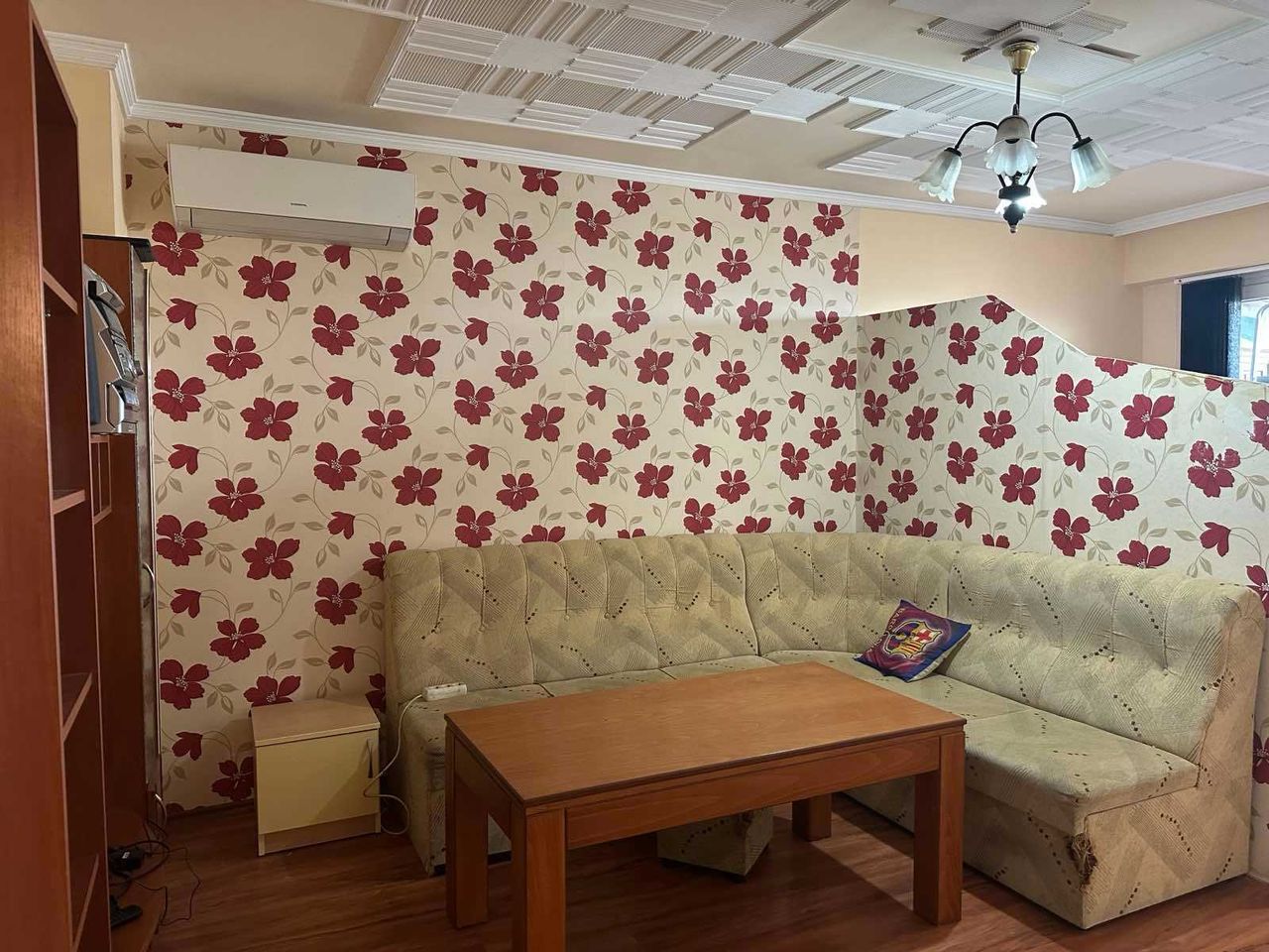 Продава се Двустаен апартамент в Стара Загора, Самара 3 - 60 кв.м за 1117 €/кв.м - Снимка #2