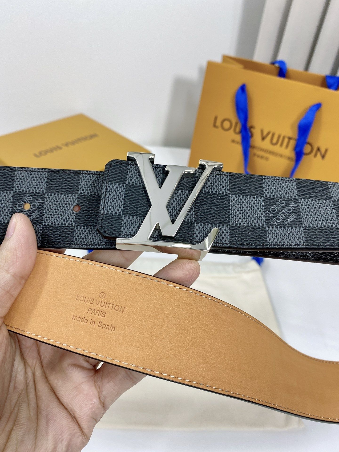 Curele Louis Vuitton LV