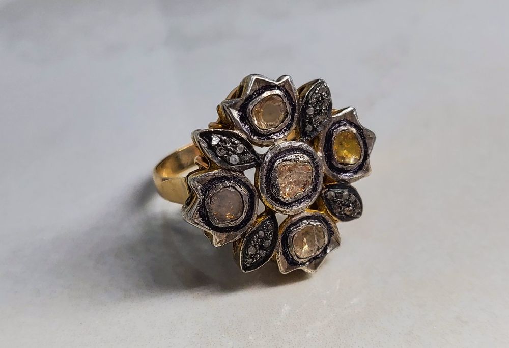 Inel din aur de 14K cu diamante naturale țintuite în argint