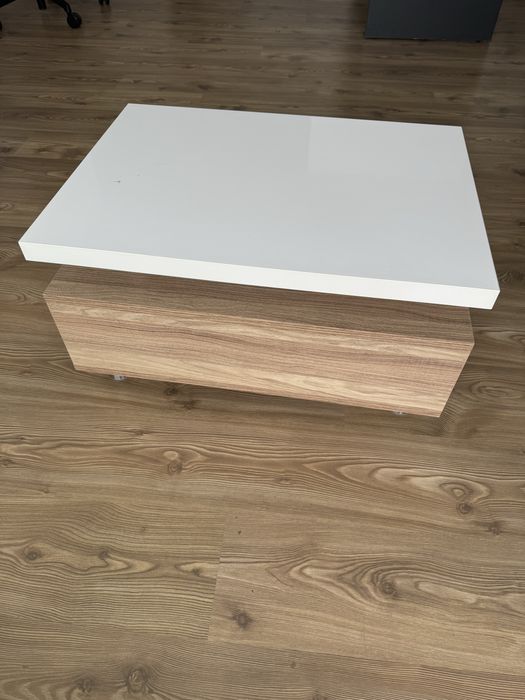 Masuta cafea stare foarte buna !!!