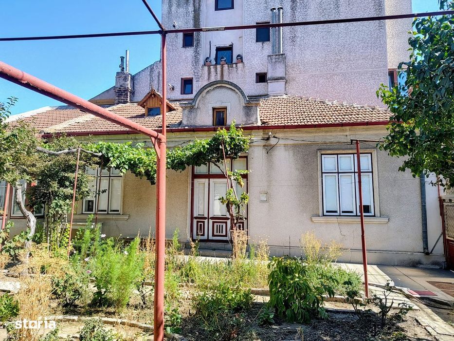 Casă și teren situate in zona Țepeș Vodă Constanța.