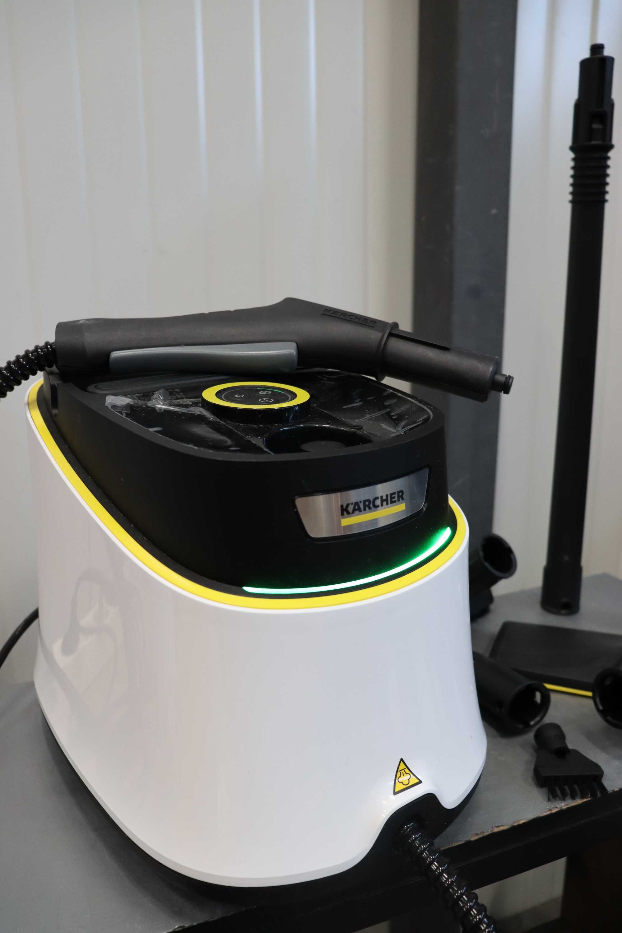 Парочистачка Karcher SC 3 Deluxe, 1900W, 3.5 bar, Нагряване за 0.5 мин