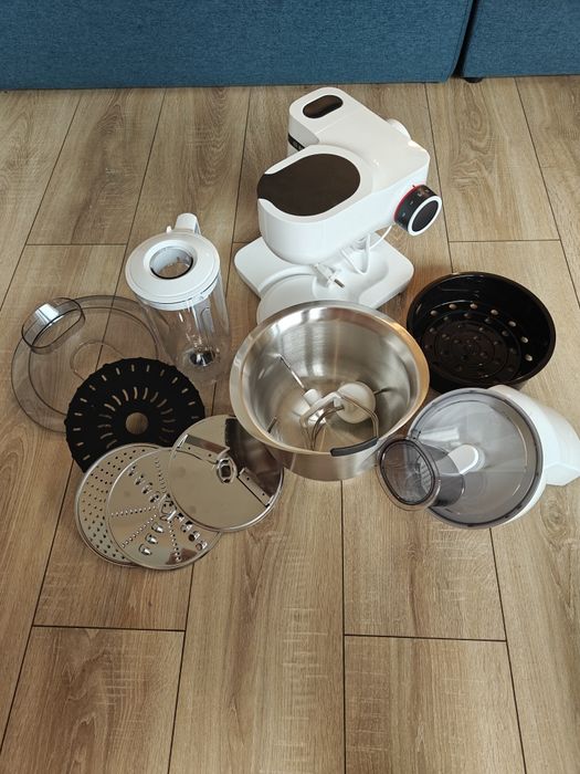 Robot de bucătărie Bosch MUMS2EW20, 700W, inox, ca nou