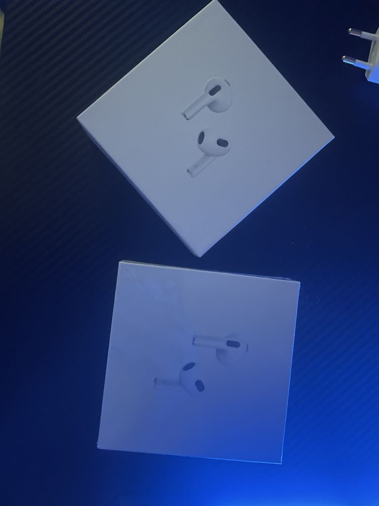 AirPods Generatia 3 Sigilate