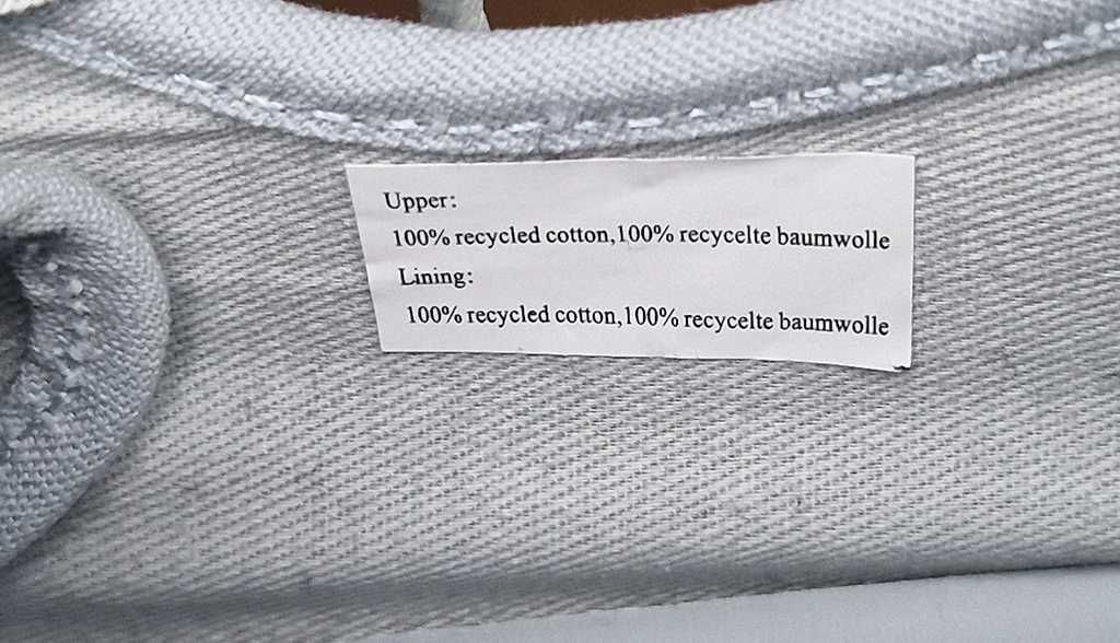 Calvin Klein кецове, чисто нови, номер EU 42