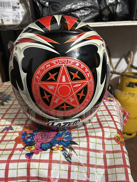 Каска за мотор Lazer