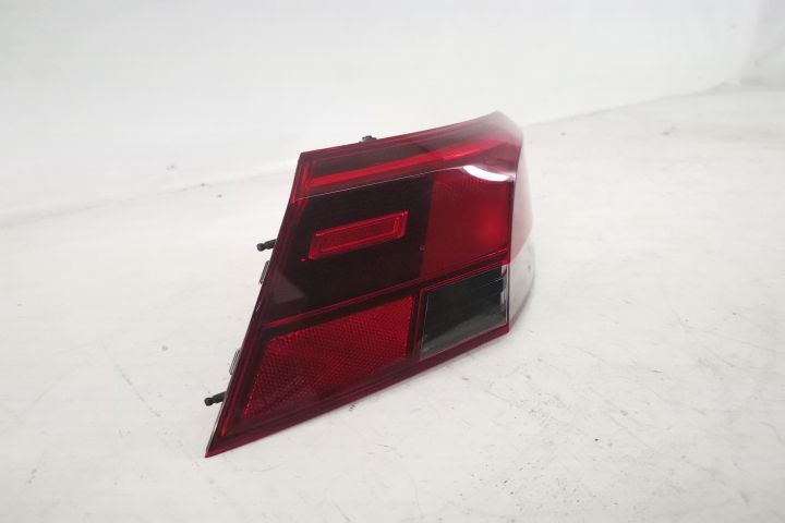 Stop Aripa Stanga Original In Stare Buna Volkswagen VW  Golf 8 [2020 -