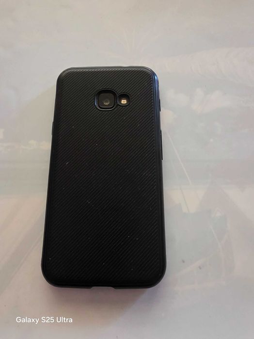 Смартфон Samsung XCOVER 4