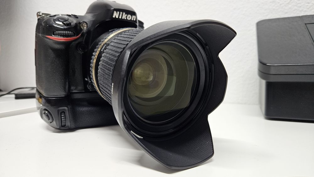 Nikon D610+ Grip + Tamron 24-70 2.8 - Perfect Functional