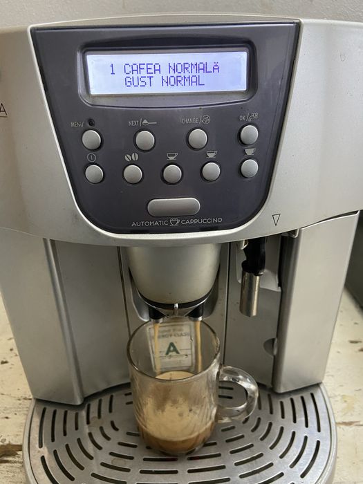 Espresor cafea Delonghi magnifica pronto capucino