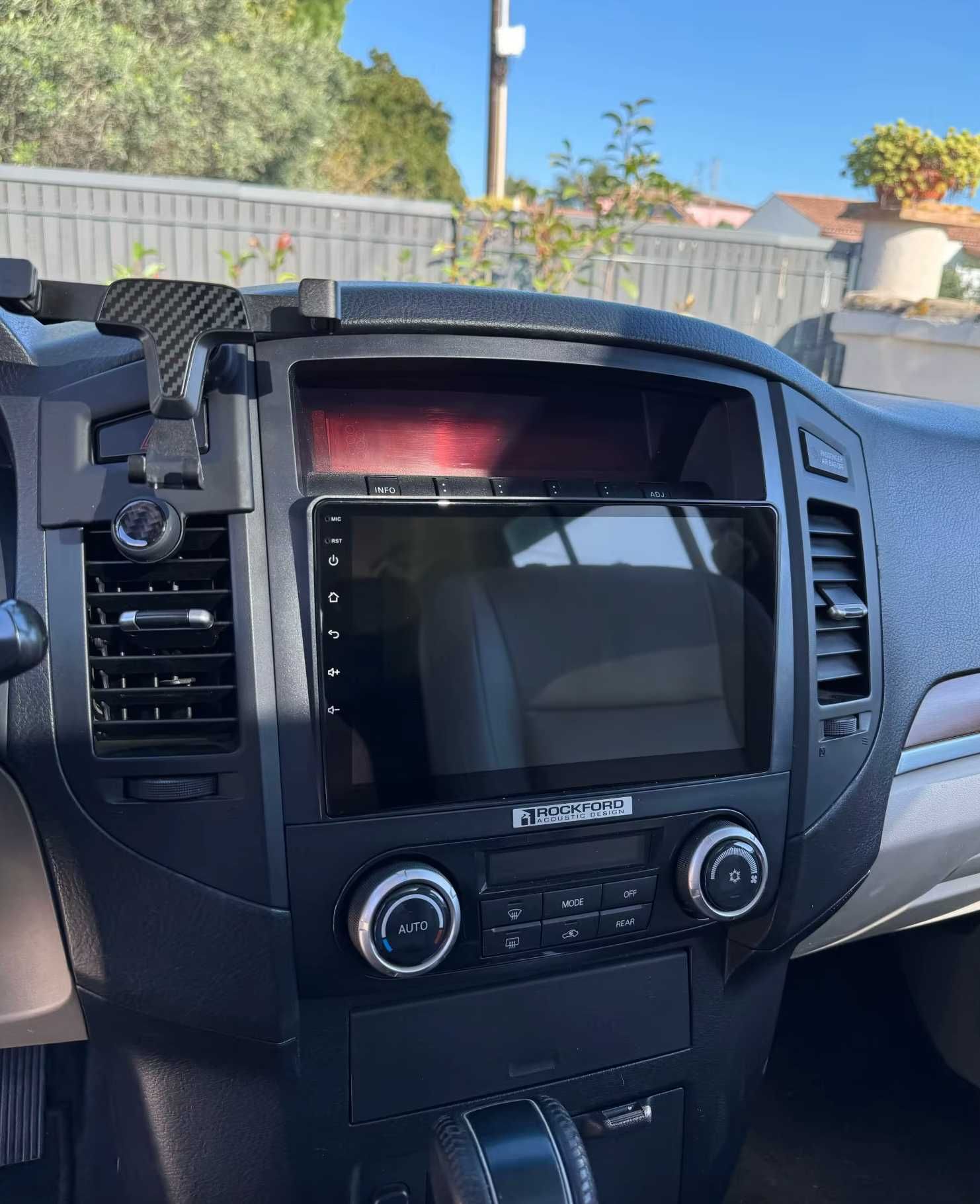 Mitsubishi Pajero 4 2006г-2014г Мултимедия Навигация Android