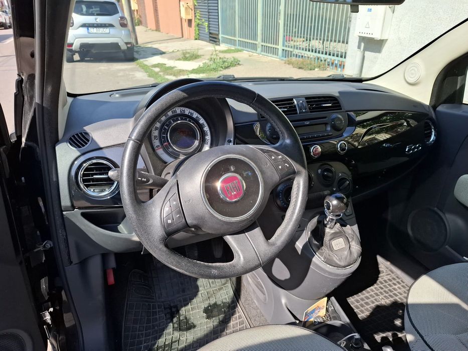 Fiat 500 coupe  benzina  marcat GUCCi an fabricatie 2012 km 104000 km