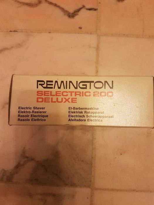 vand aparat de ras electrica  remington 60 lei si pro touch