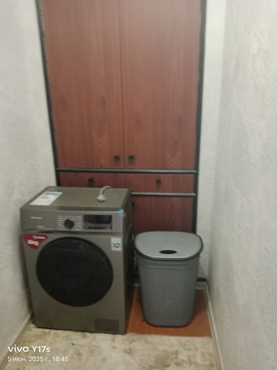 Arenda kvartira Yunusobod 10 kvartl 3 xona