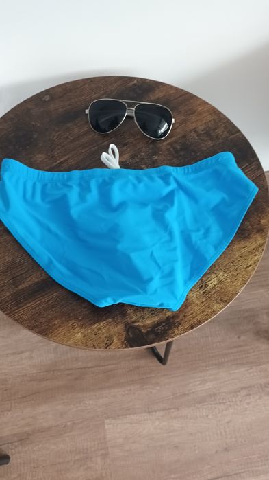 Vând slip de baie pt bărbati