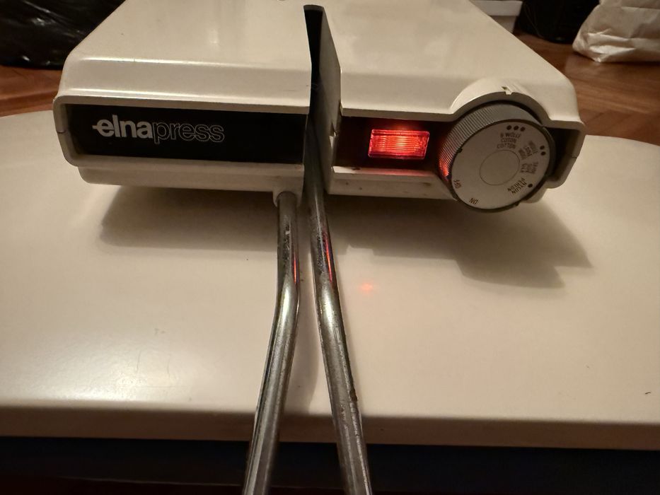 Presa de calcat Elna Press