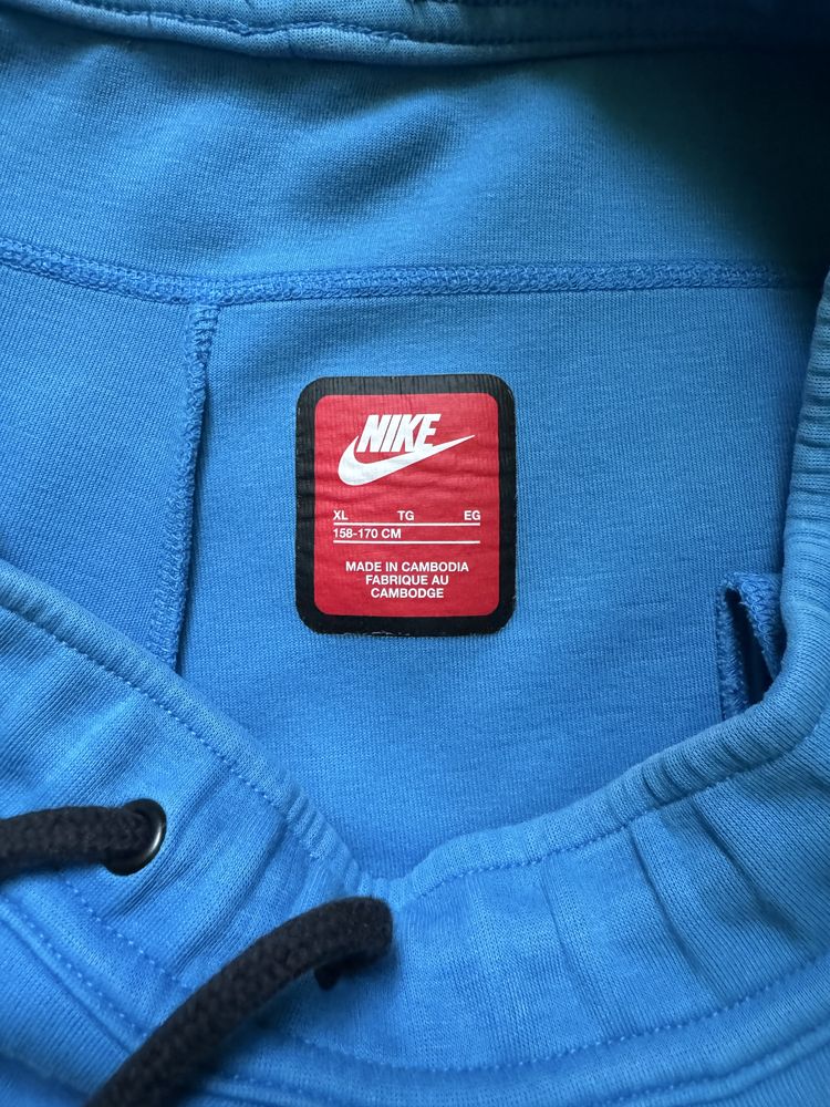 Nike Tech Fleece къси панталони
