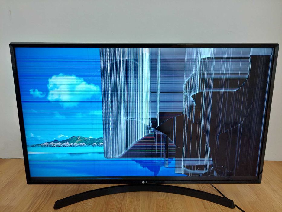 Televizor LED Smart LG, 108 cm, 43UK6470PLC, 4K Ultra HD,
Clasa A