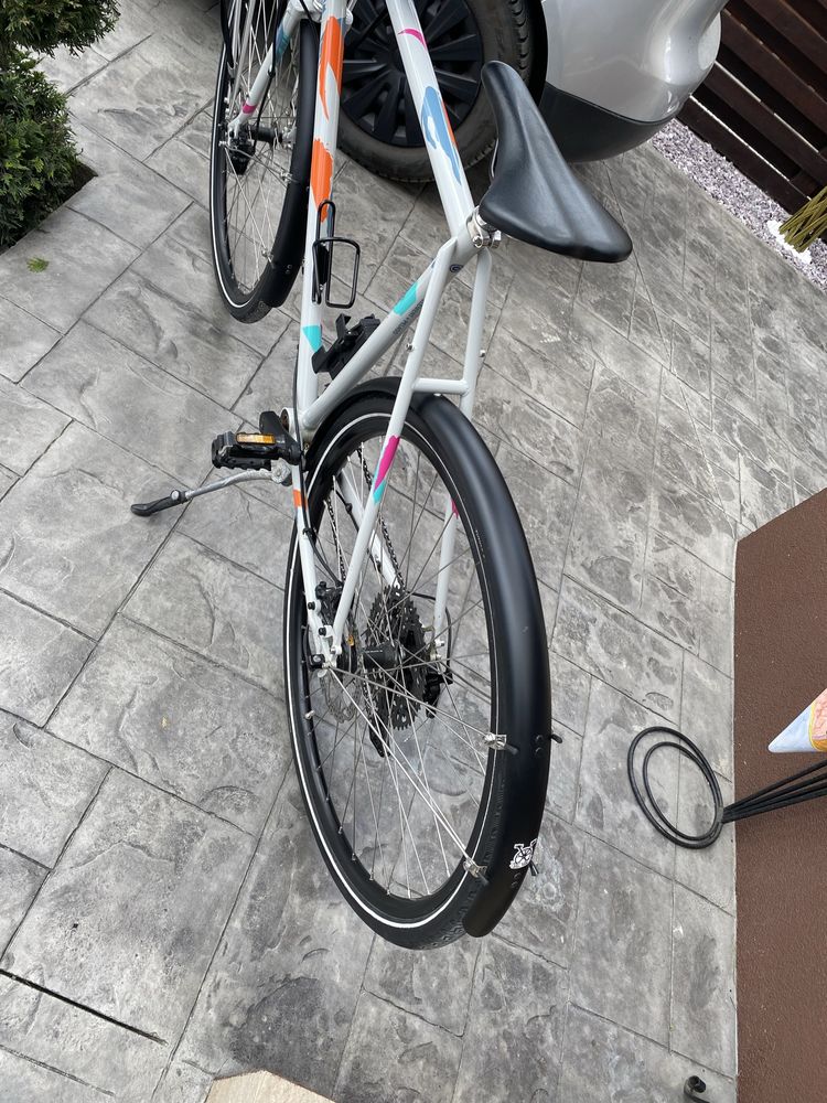 Bicicleta Pelago Silvo Element + [1500 eur pret de lista] + Thule bebe