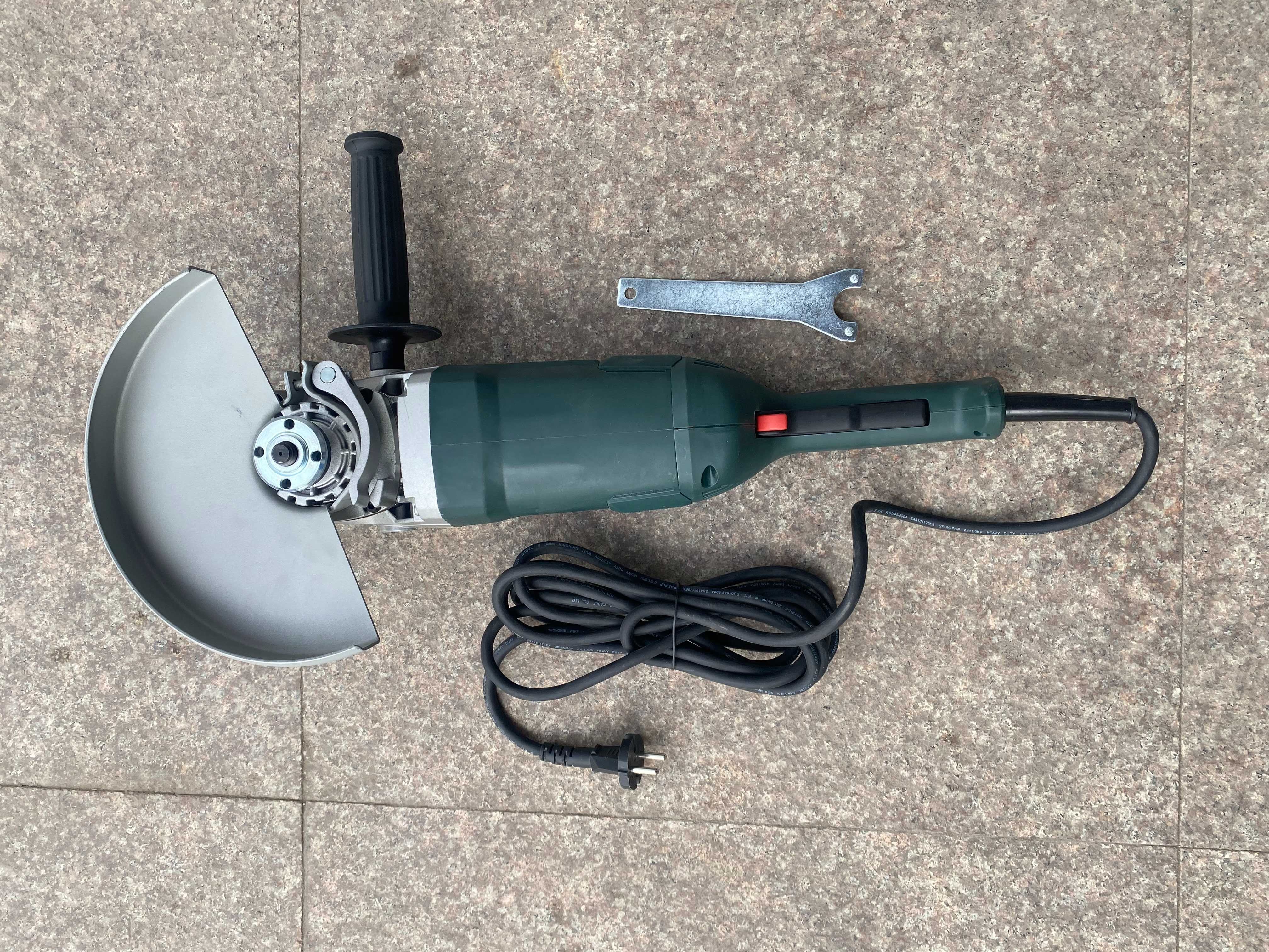 Прободен трион 450W/Бормашина ударна 650W METABO/Ъглошлайф 230mm 2200W