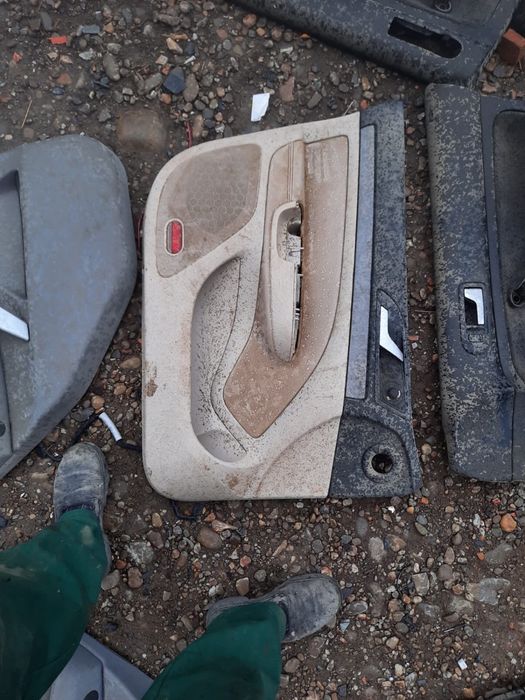 Fete de usi passat touran audi a4 bmw x3 e46 e60 astra j seat exeo