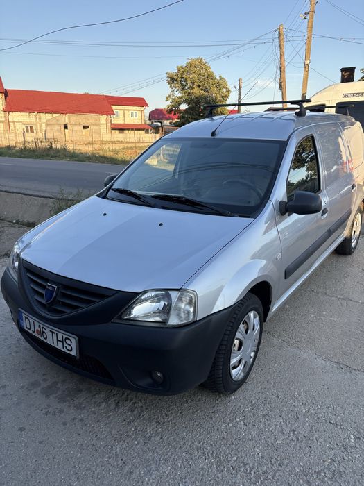 Vand dacia van .