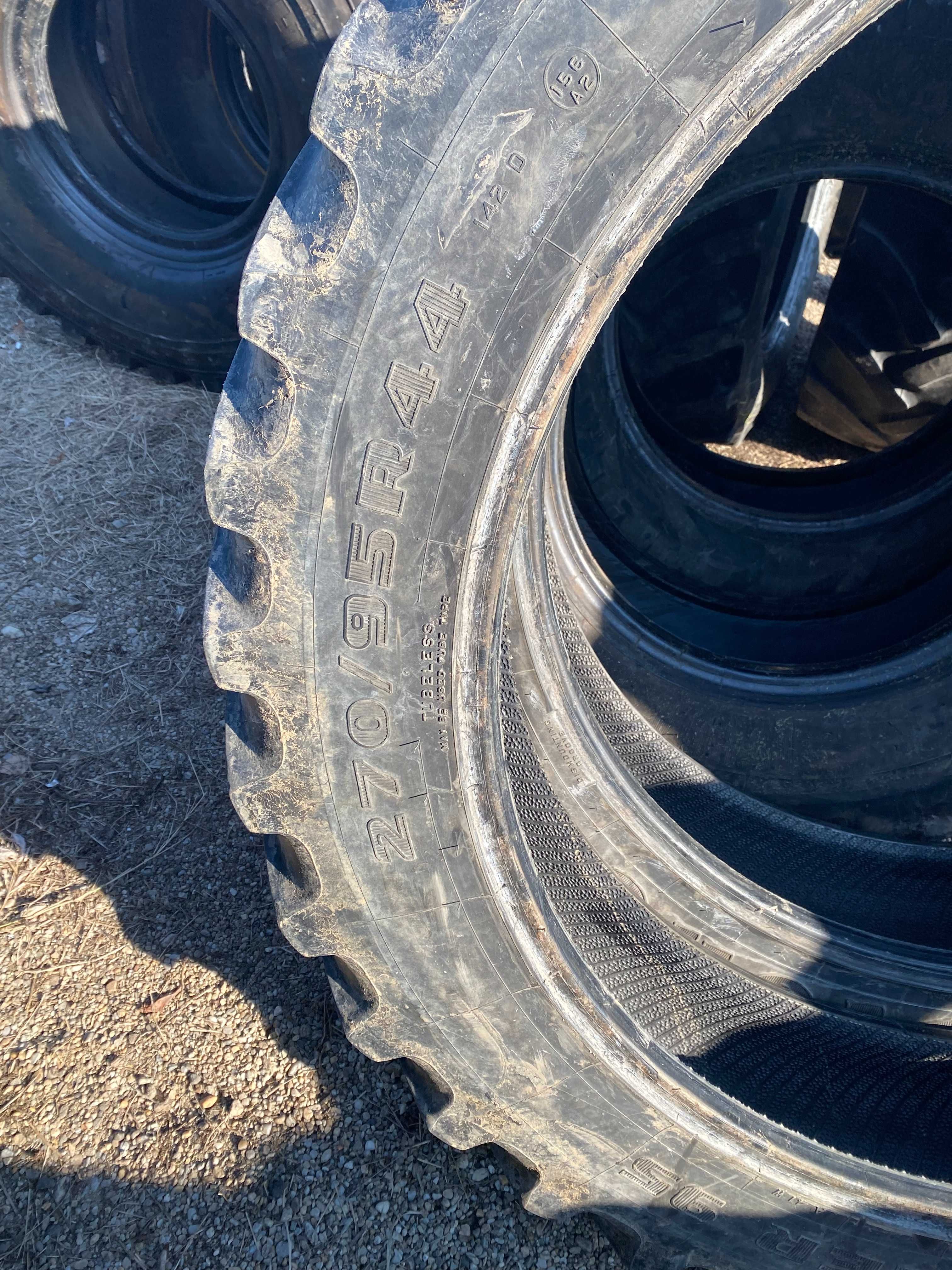 Cauciucuri 270.95 R44 Firestone