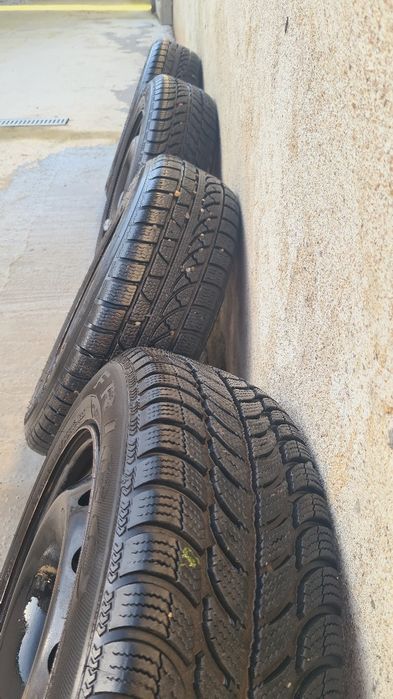 Зимни гуми с джанти '15"  /Рено/ Дачия /Renault/ 185,65,15