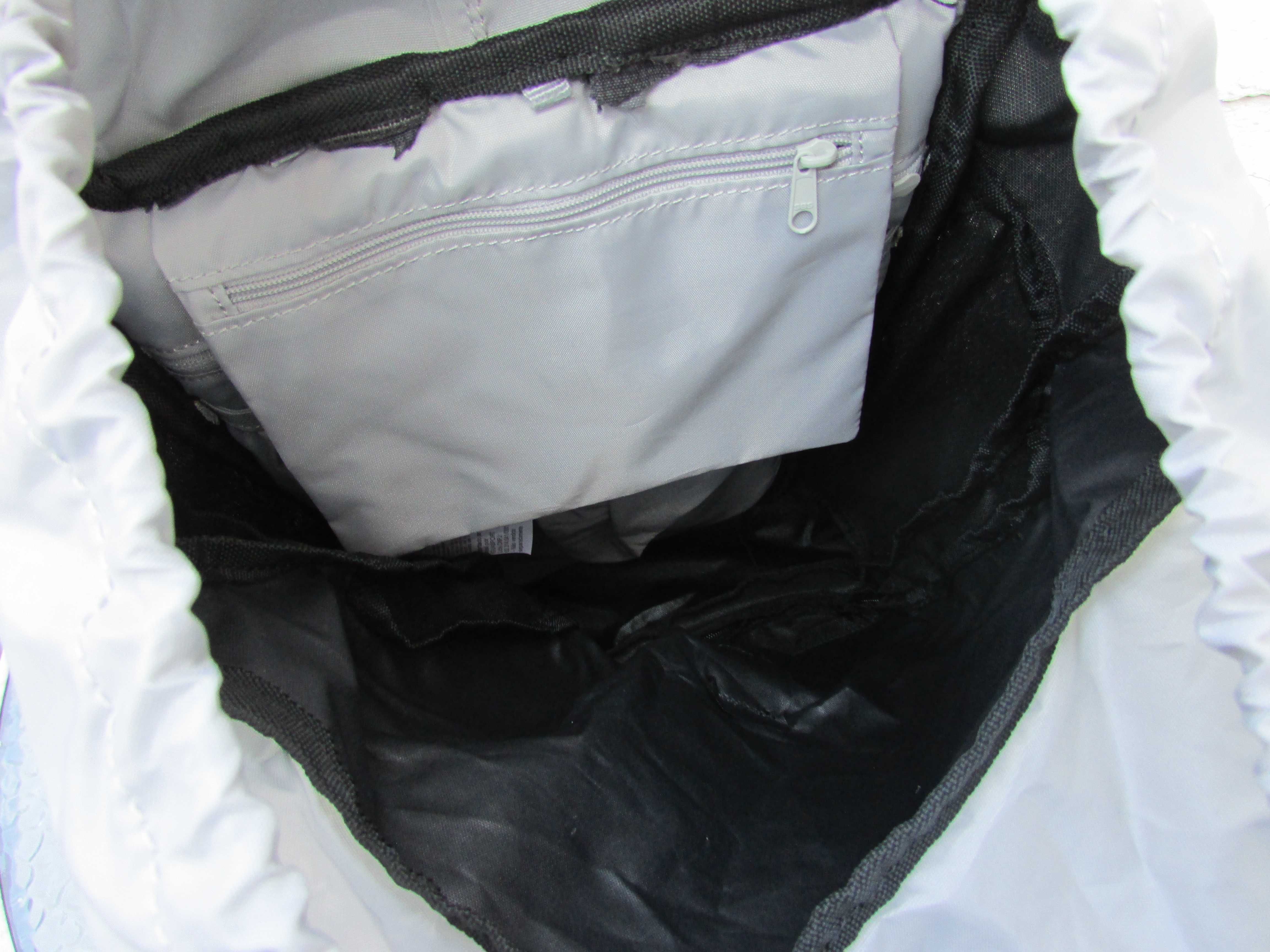 Туристическа раница Quechua Decathlon 20L