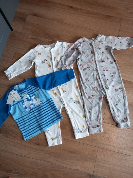 Lot 2 salopete băiat H&M 80  + o bluzita nouă